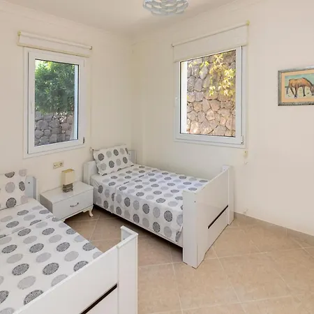 Stunning House With Sea View And Shared Pool In Apartman *